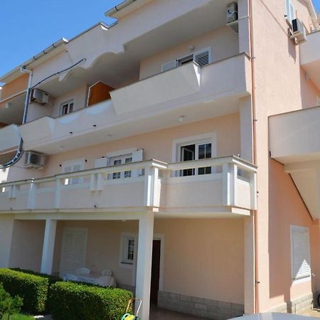 Apartments Niko Novalja Εξωτερικό φωτογραφία