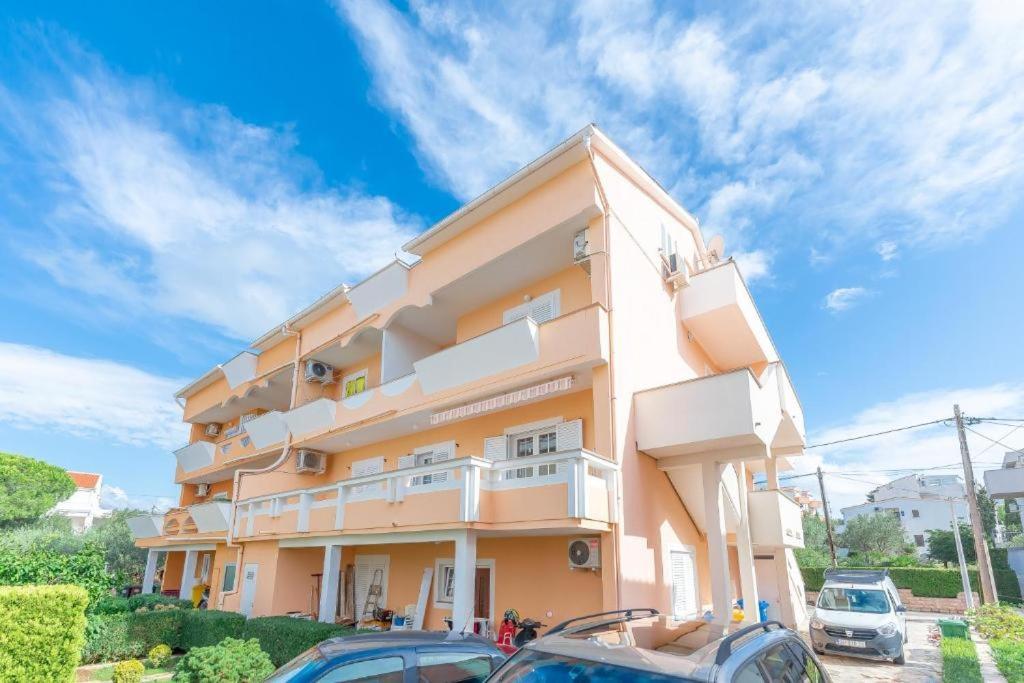 Apartments Niko Novalja Εξωτερικό φωτογραφία