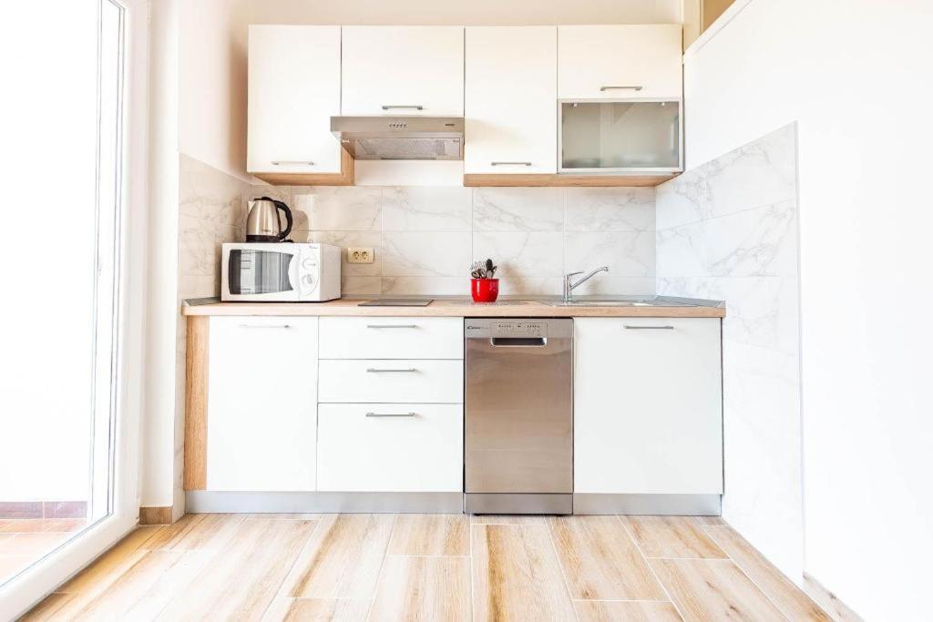 Apartments Niko Novalja Εξωτερικό φωτογραφία